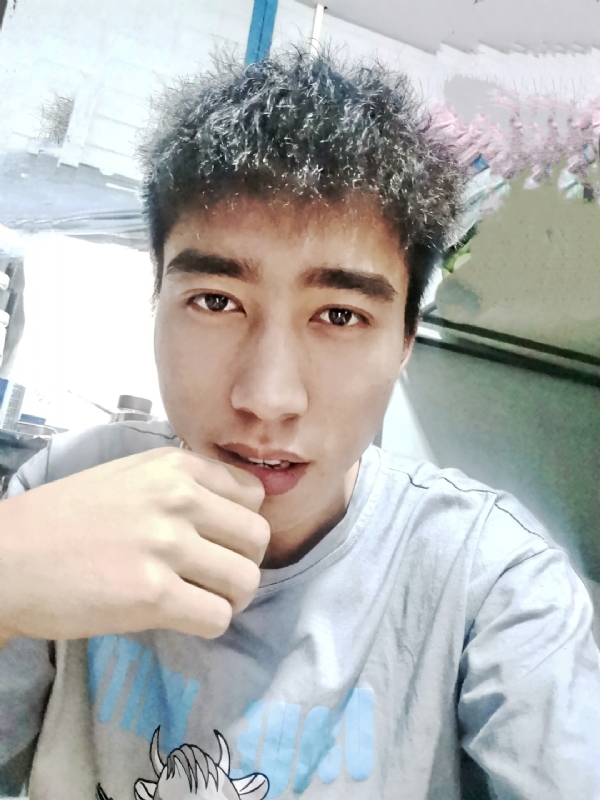 未来可期的第二张照片--汕头相亲服务中心