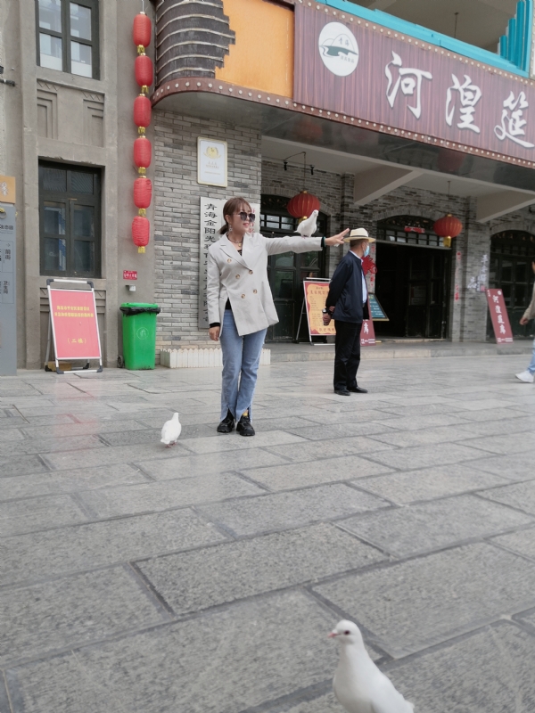 艳艳的第一张照片--汕头相亲服务中心