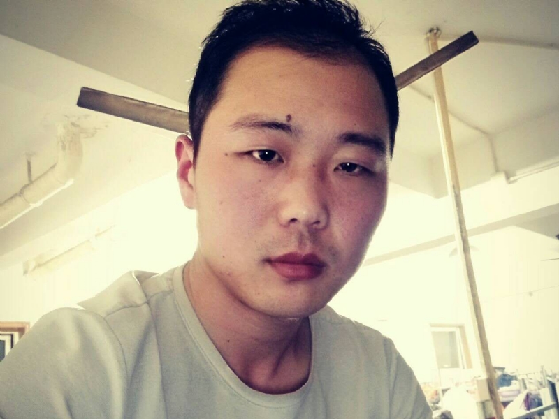 听听那冷雨的第一张照片--汕头相亲服务中心