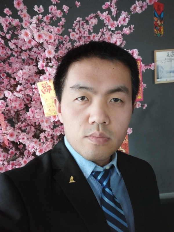 我就是个翻译的第二张照片--汕头相亲服务中心