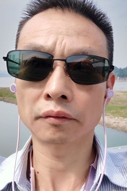猪哥哥的第三张照片--汕头相亲服务中心