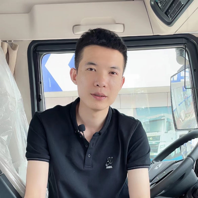胡一凡的第二张照片--汕头相亲服务中心