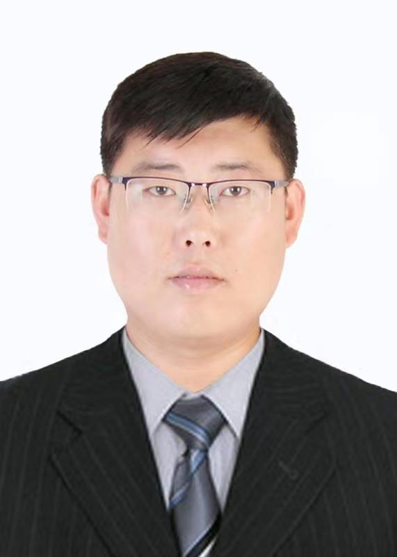 我轻轻地来了的第二张照片--汕头相亲服务中心