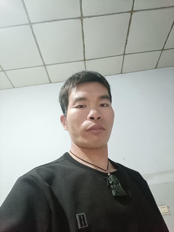 小松(11)的第一张照片--汕头相亲服务中心