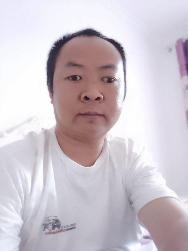 张家小伙子的第四张照片--汕头相亲服务中心