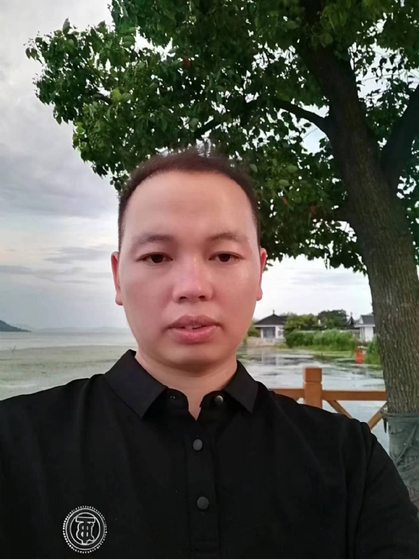 一起说晚安的第一张照片--汕头相亲服务中心