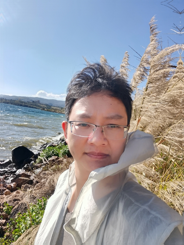 梅安歌的第一张照片--汕头相亲服务中心