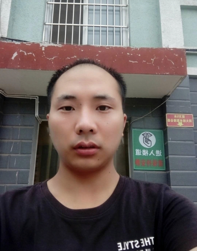 亮亮的第一张照片--汕头相亲服务中心