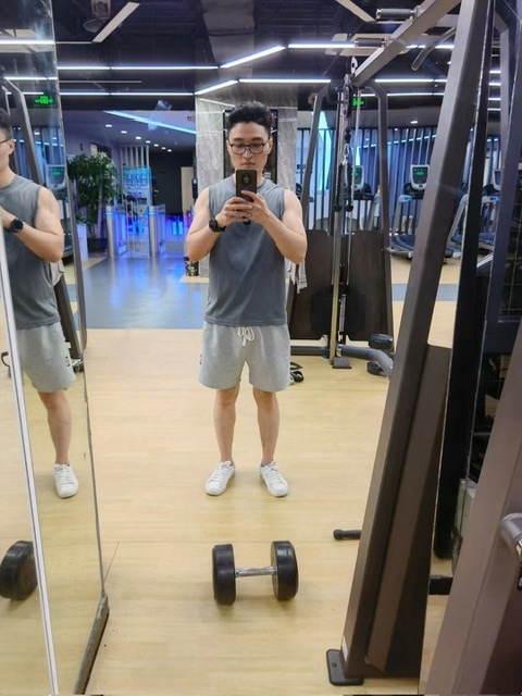 超哥的第二张照片--汕头相亲服务中心