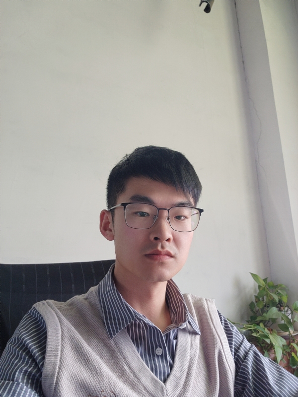 琉璃的第一张照片--汕头相亲服务中心