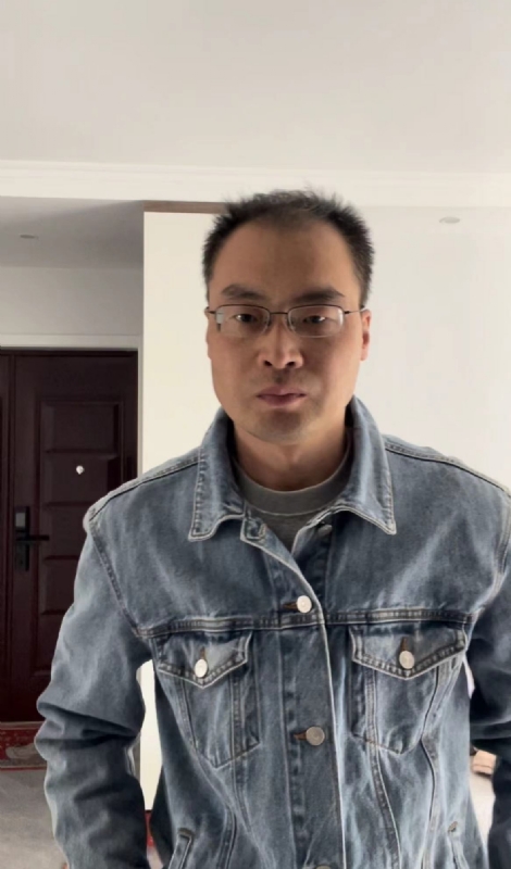 墨灬白的第二张照片--汕头相亲服务中心