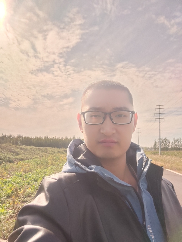 温暖胸膛的第一张照片--汕头相亲服务中心