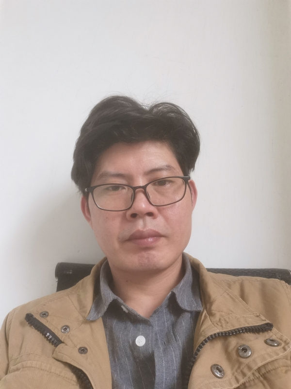 失败的人的第一张照片--汕头相亲服务中心
