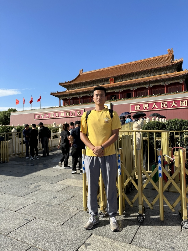 莫过于的第一张照片--汕头相亲服务中心