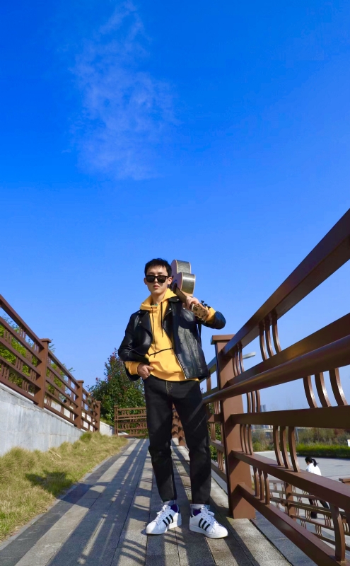 南子的第一张照片--汕头相亲服务中心