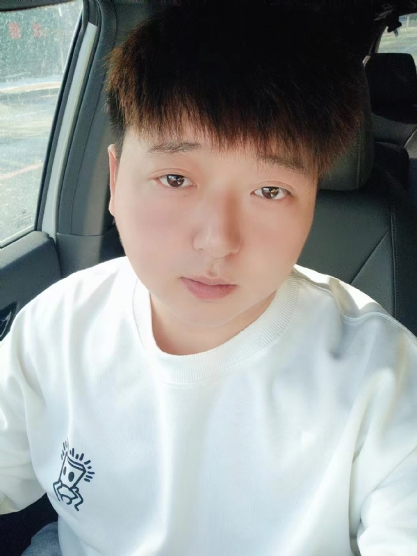 可乐加冰的第一张照片--汕头相亲服务中心