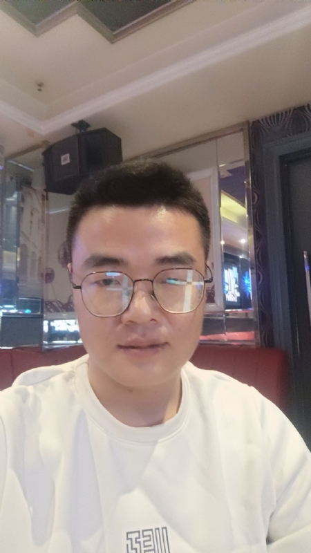 骑着蜗牛撵大象的第一张照片--汕头相亲服务中心